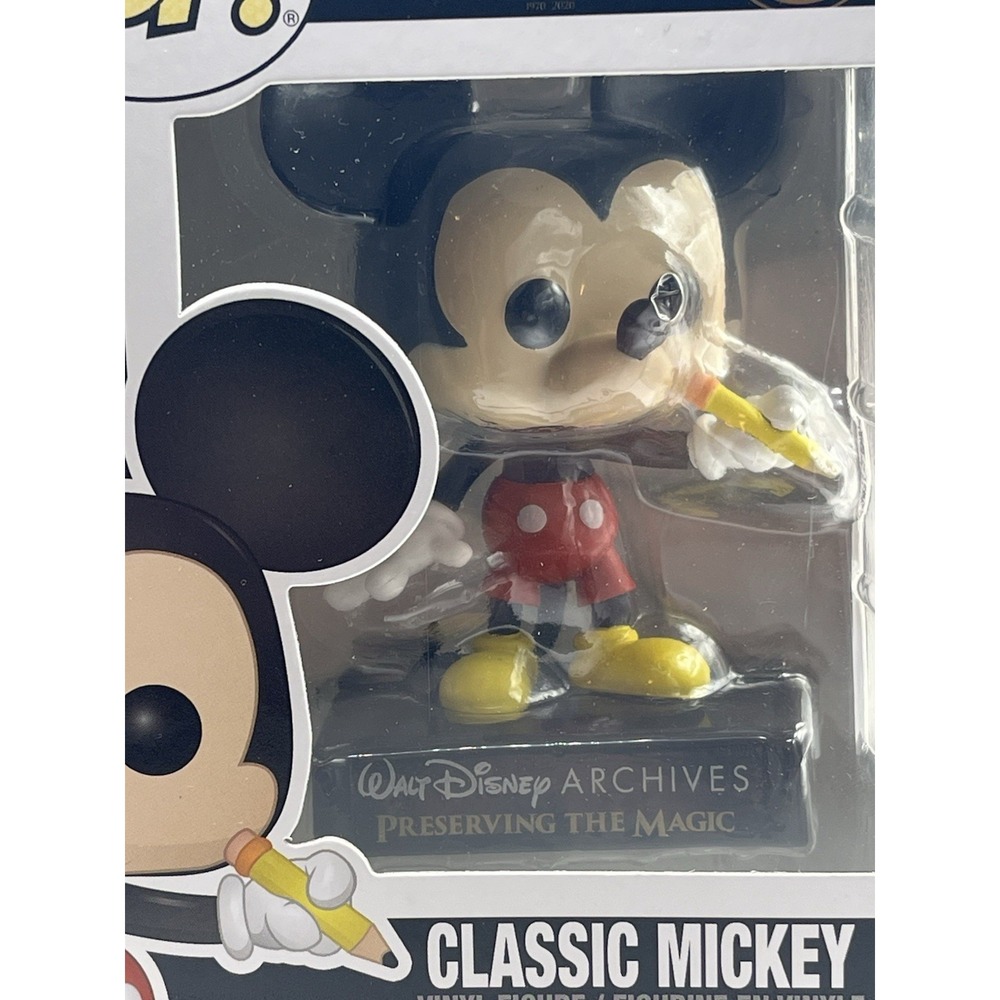 Classic Mickey Mouse Disney 50th Anniversary Funko Pop #798 Preserving The Magic - Picture 2 of 10